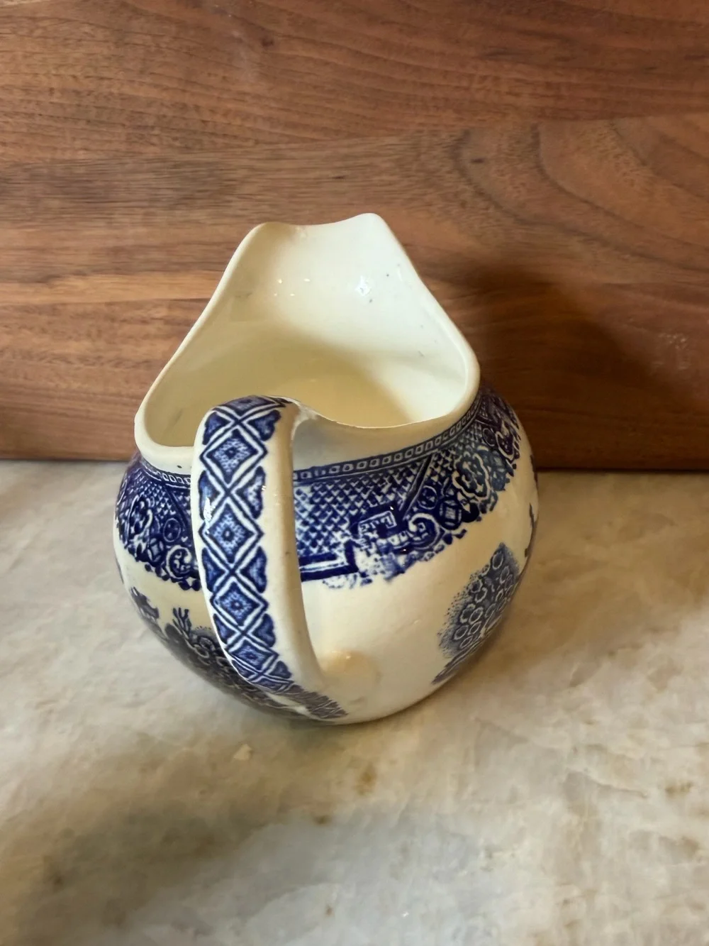 Vintage blue Willow gravy server